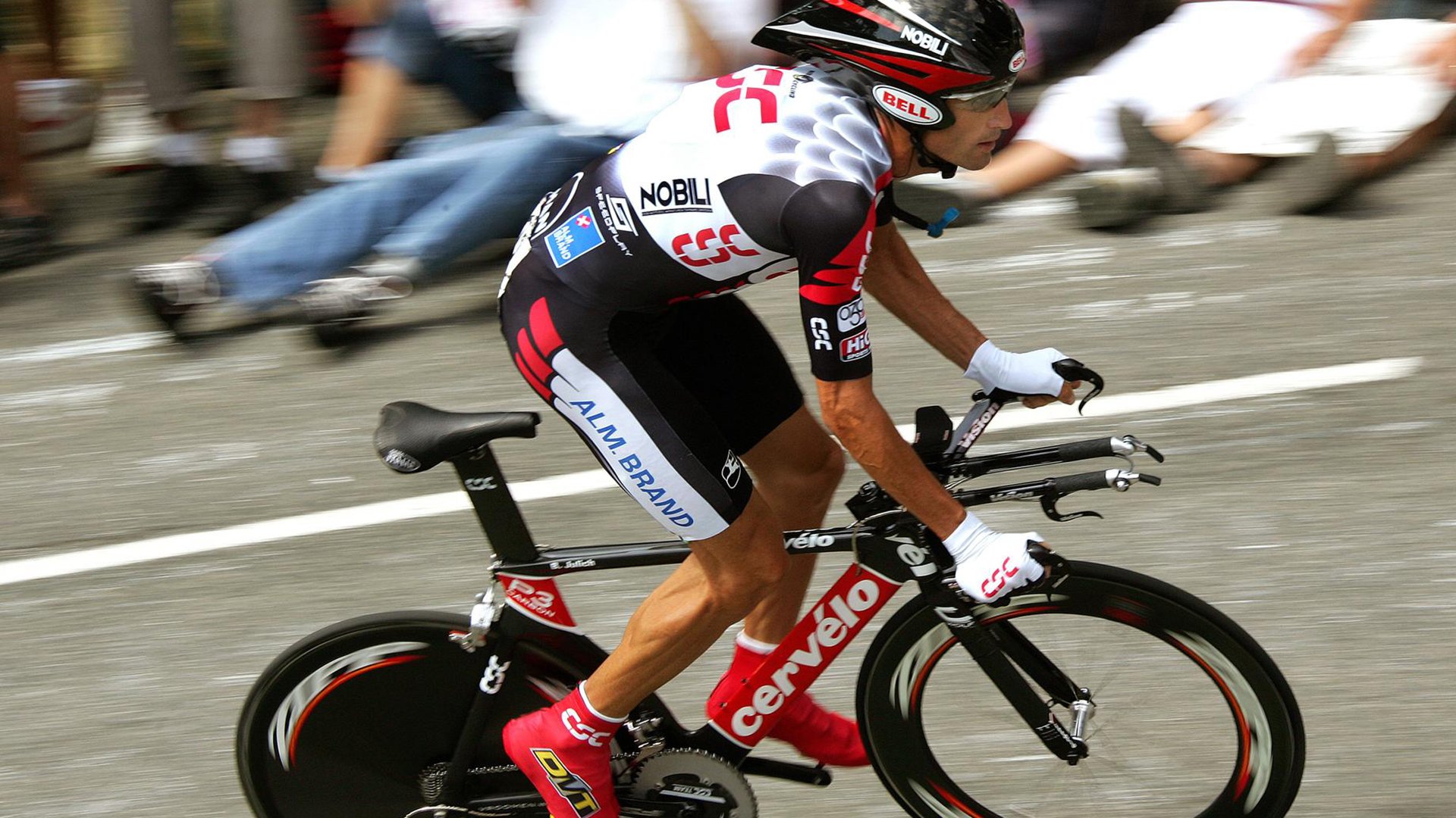 拉沃尔杯轻取温网余晖，辛纳惊艳四座，一代新王的加冕礼